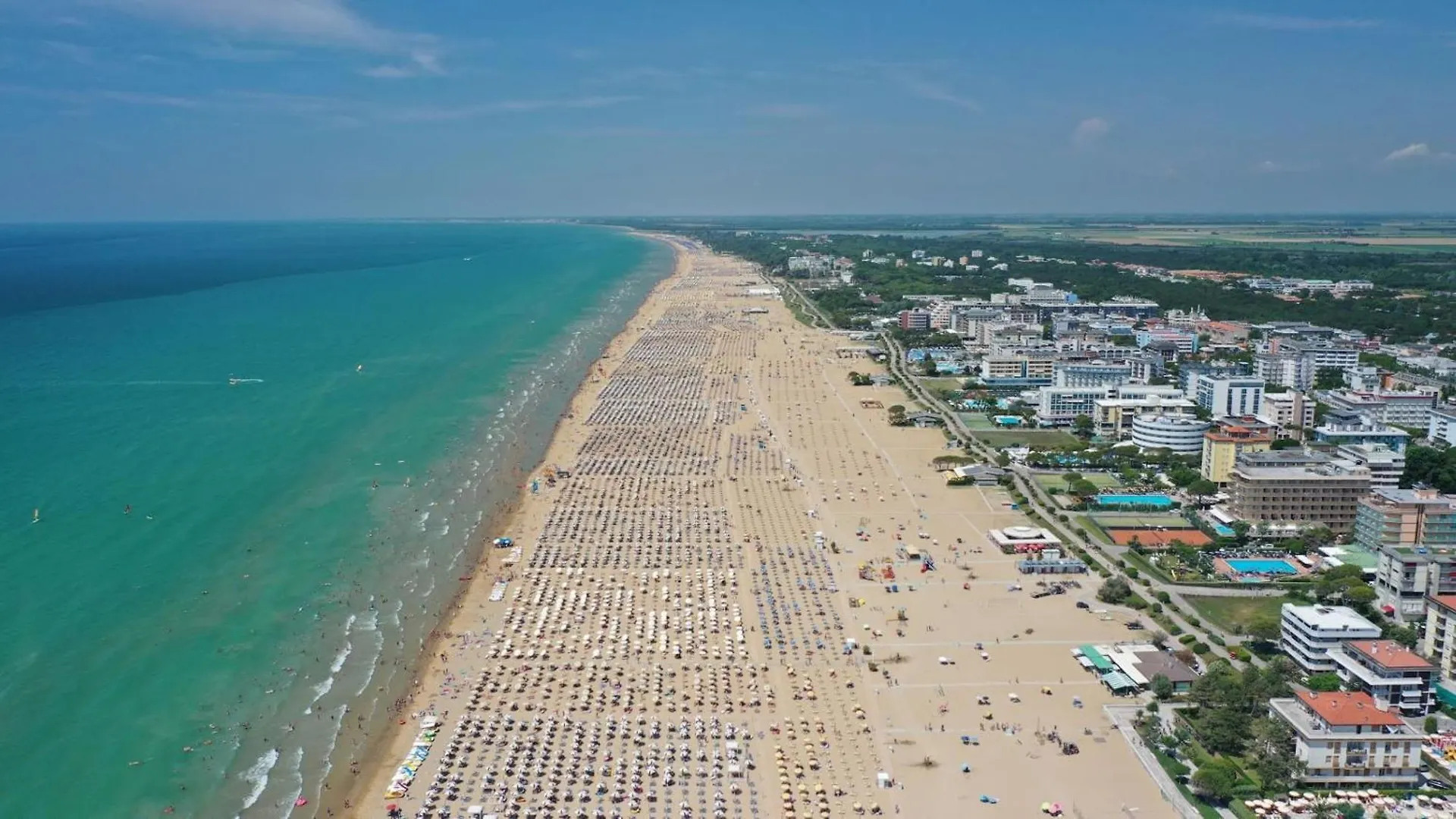 Sea-Front Peaceful Apartment With Terrace In Bibione