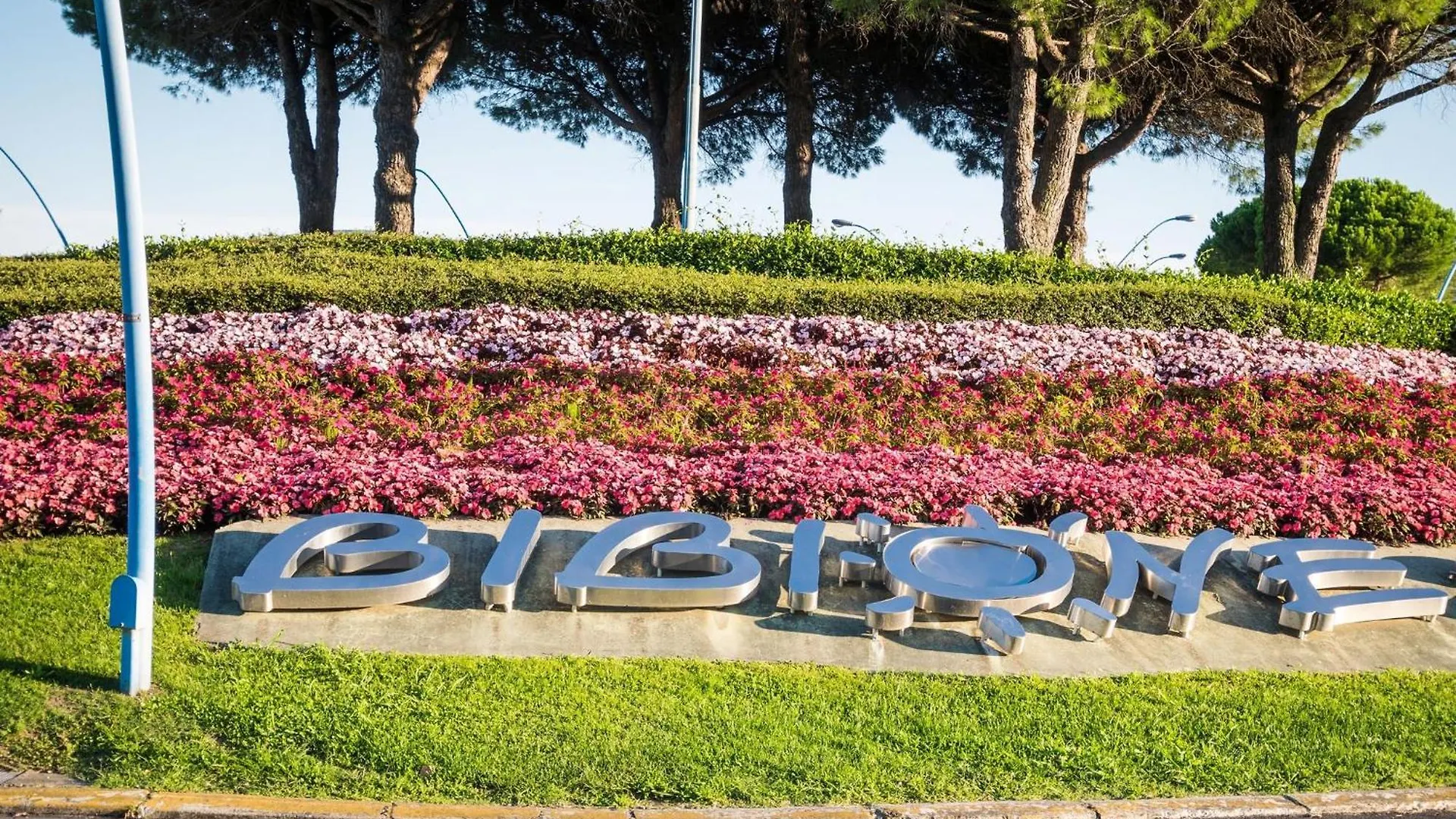 Sea-Front Peaceful Apartment With Terrace In Bibione